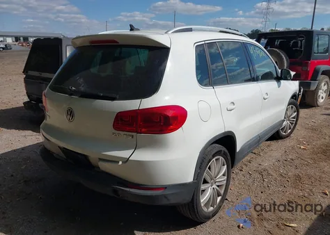 2015 Volkswagen Tiguan Sel из США, поврежденный, VIN WVGAV7AX8FW567004